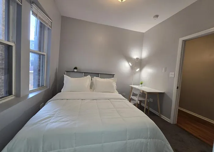 Luxe Loft Vibe With King - 4br 3ba Apartamento Chicago