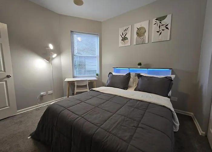 Luxe Loft Vibe With King - 4br 3ba *